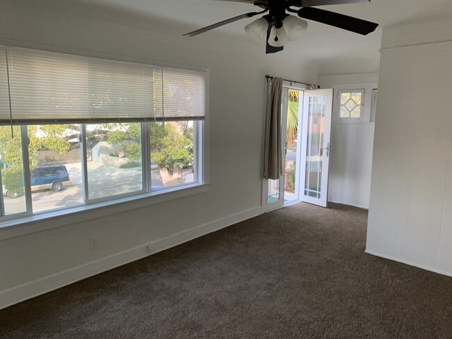 Building Photo - 5730 1/2 La Mirada Ave