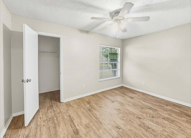 Building Photo - 1195 La Mesa Ave