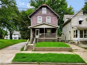 Building Photo - 898 Haynes St