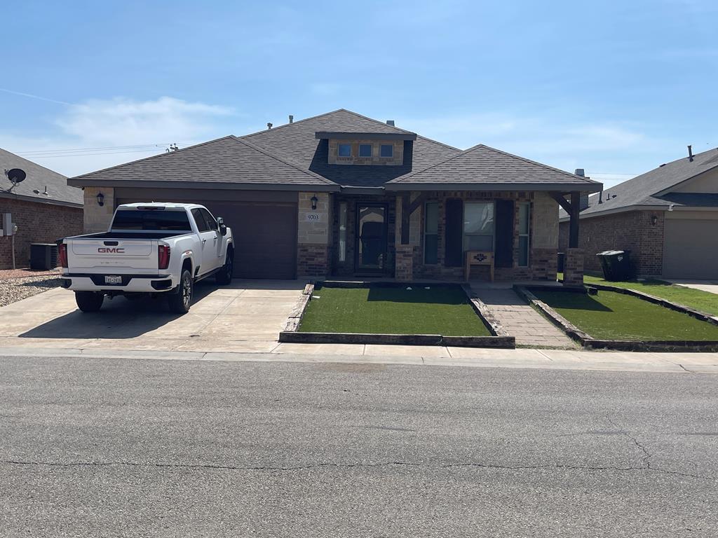 Foto principal - 9703 Desert Ave