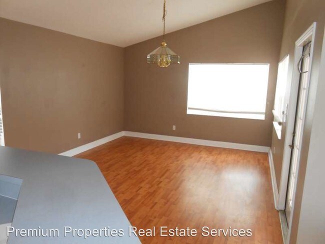 Building Photo - 3 br, 2 bath House - 12750 Maribou Cir