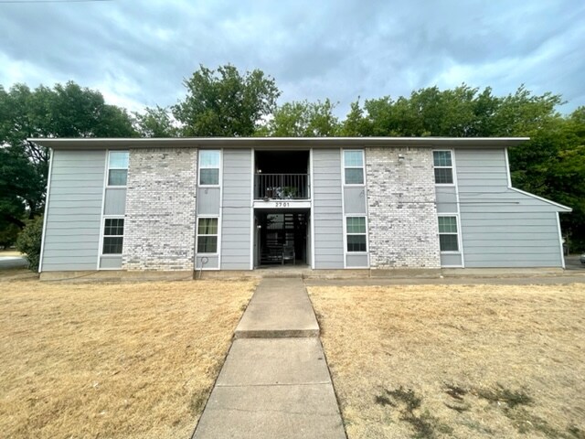 Foto del edificio - 2701 Colonial Ave
