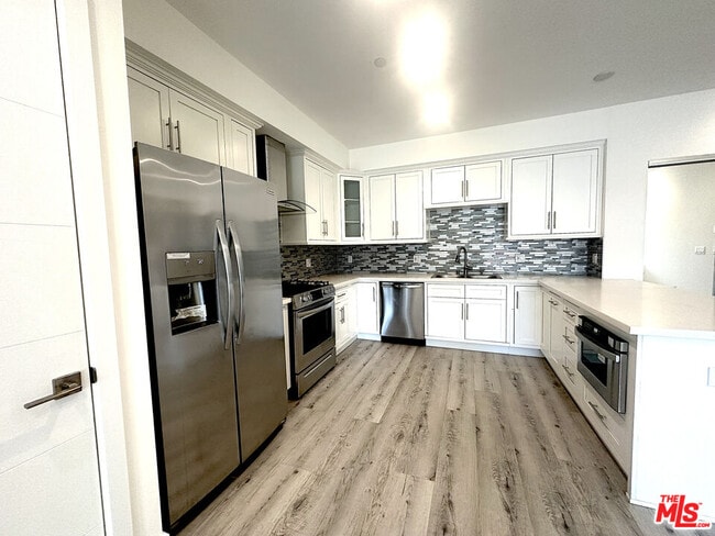 Building Photo - 1237 S Holt Ave