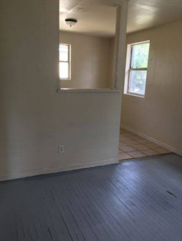 1783 W 3rd St photo'