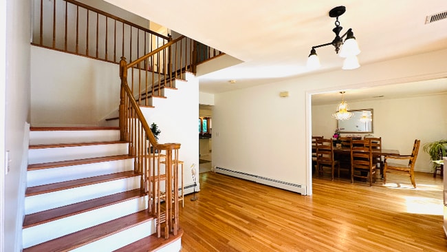 Building Photo - 43 Benford Dr