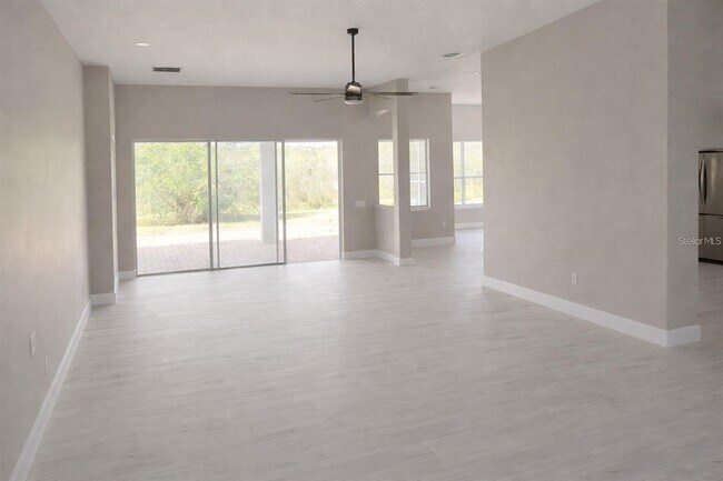 Foto del edificio - 3504 Valleyview Dr