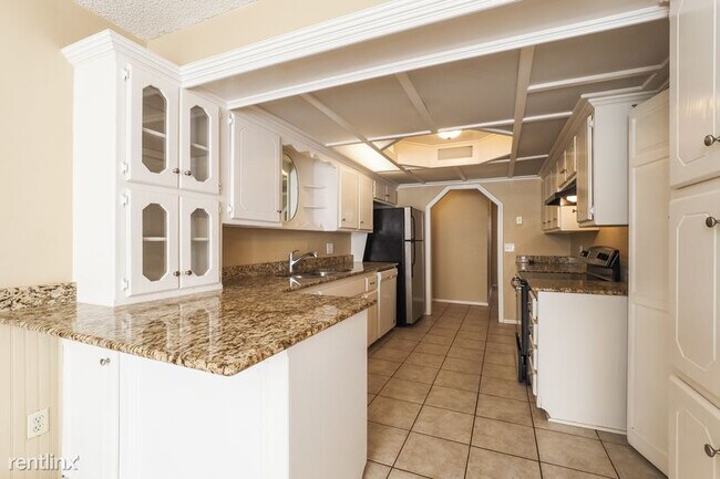 Building Photo - 3 br, 2 bath House - 11240 Cimarron Dr