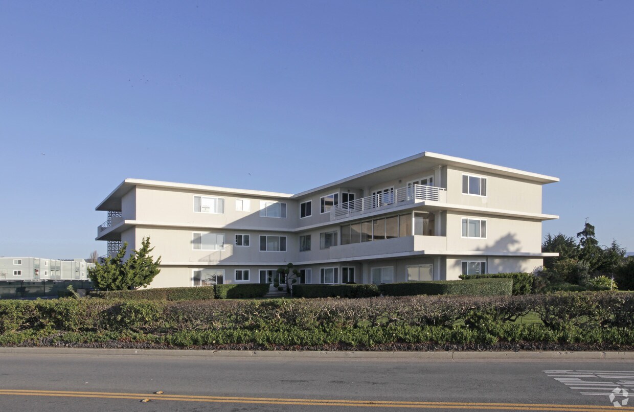 Foto del edificio - The Carmel