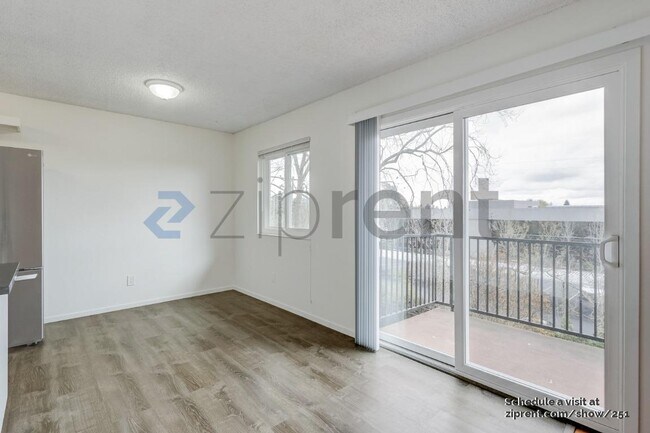 Foto del edificio - 966 Borden Villa Dr