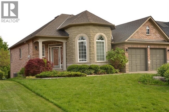 Building Photo - 18 Anderson Ct