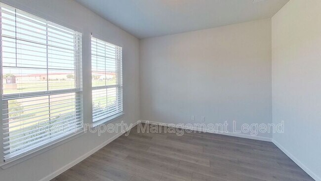 Foto del edificio - 442 Diamond Creek Dr