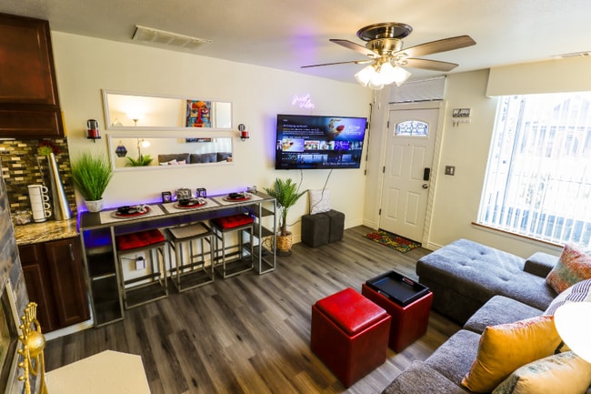 Photo - 3442 Lafayette St House