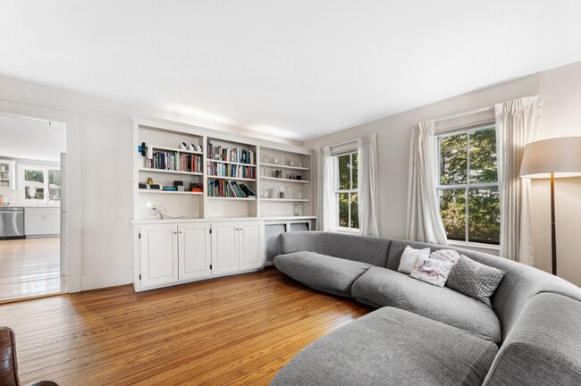 Foto del edificio - 29 Cottage St