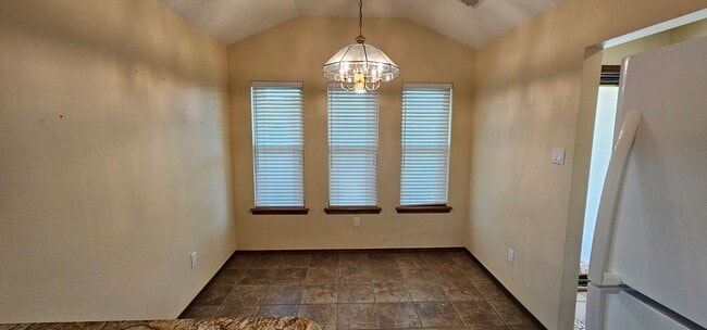 Building Photo - Beautiful 3 bedroom, 2 bath home for rent