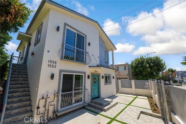 Building Photo - 1554 Bundy Dr