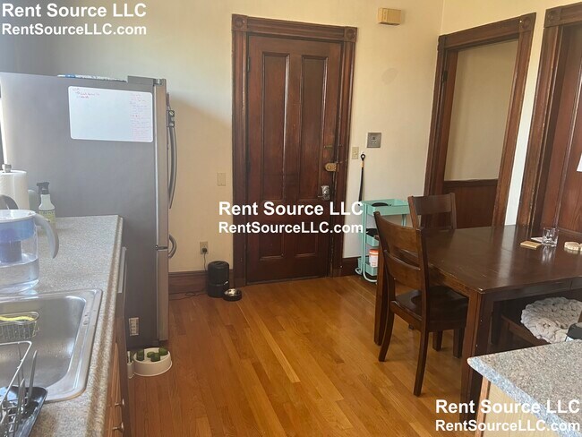 Building Photo - 31 Tremont St