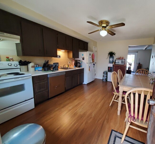 2 Pitt Clarke Rd Unit 3, Norton, MA 02766 Apartments in Norton, MA