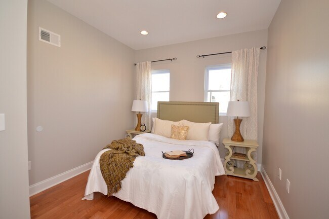 Foto del edificio - 1806 S 19th St