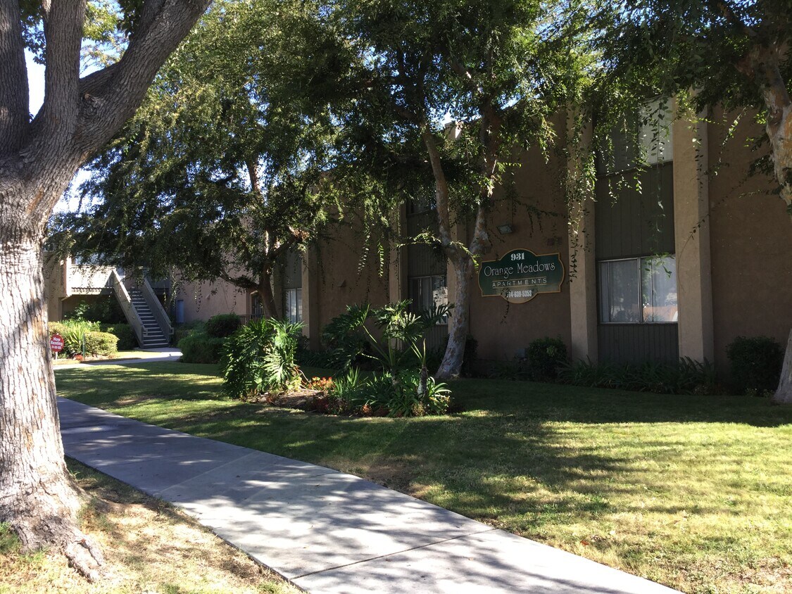 Foto principal - 931 N Highland St