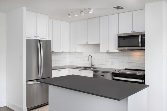 Photo du bâtiment - 95 Paisley Blvd West