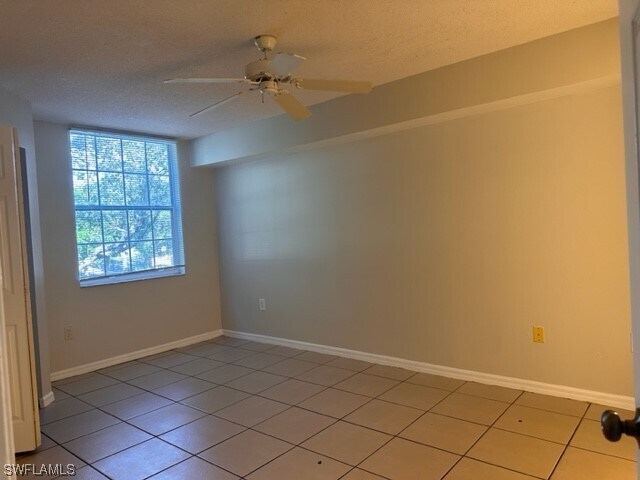 Foto del edificio - 8635 River Homes Lane