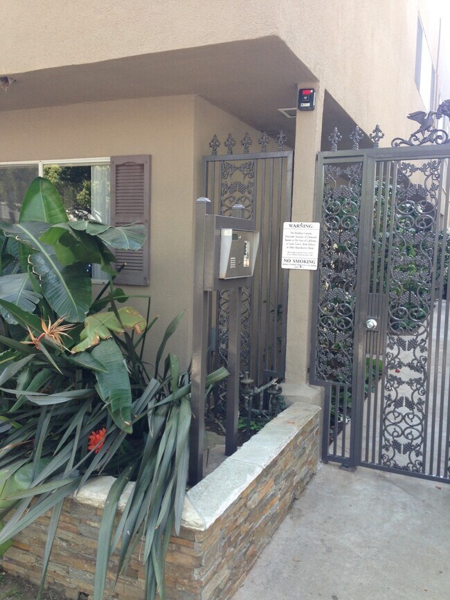 Foto del edificio - 918 3rd St