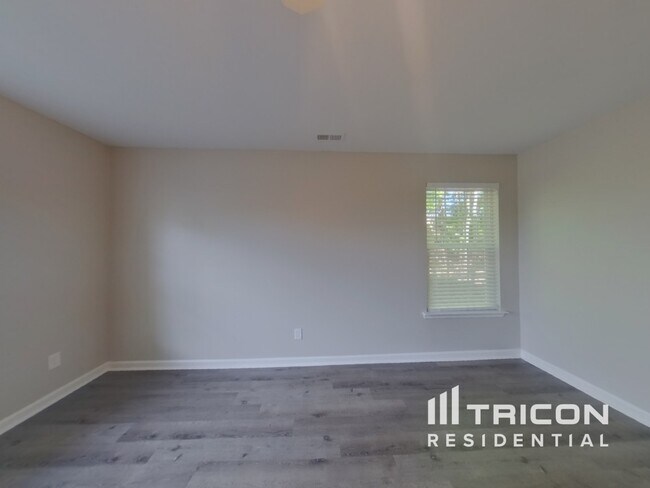 Foto del edificio - 296 Waxberry Ct