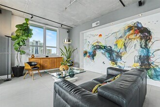 Building Photo - 2275 Biscayne Blvd