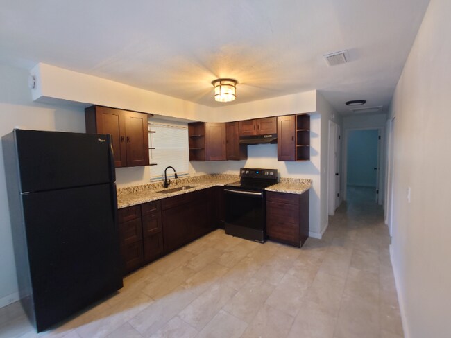 Foto del edificio - 9402 N 15th St