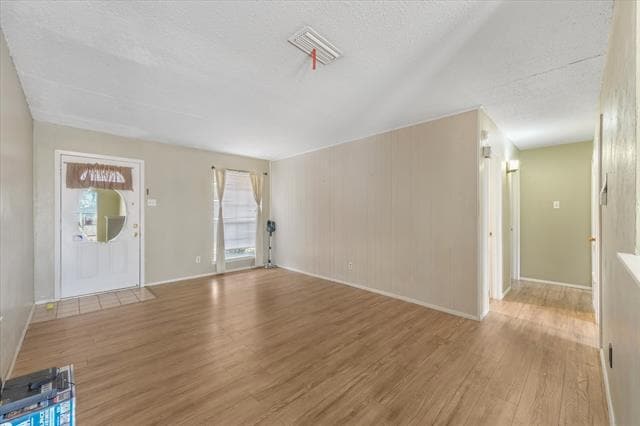 Foto del edificio - 1006 E Martin Ln