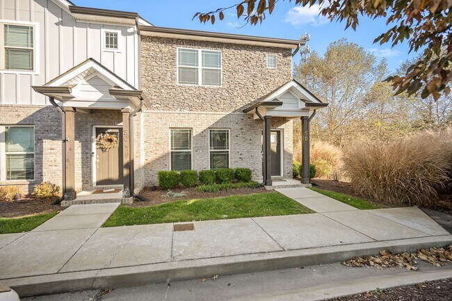 Foto del edificio - 555 Gresham Ln