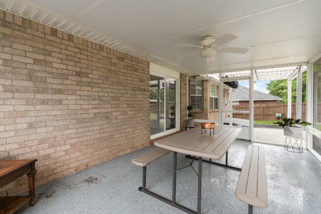 Building Photo - 7290 Tannehill Dr