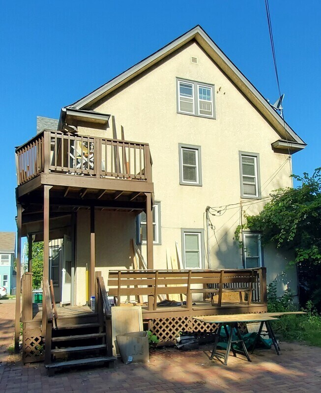 Primary Photo - 1843 NE Taylor St