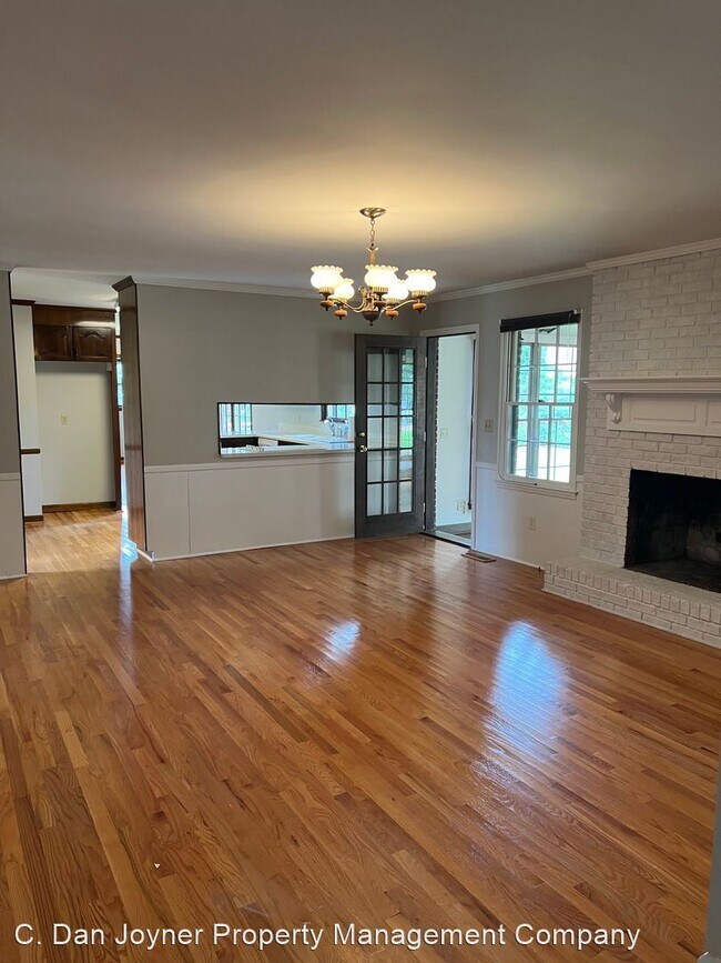 Foto del edificio - 4 br, 2 bath House - 205 Hammett Road