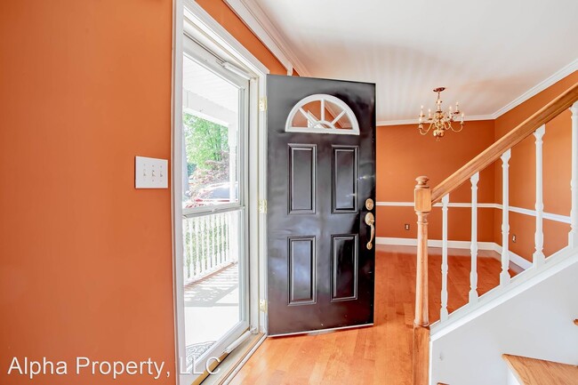 Building Photo - 3 br, 2.5 bath House - 603 Lenhardt Rd