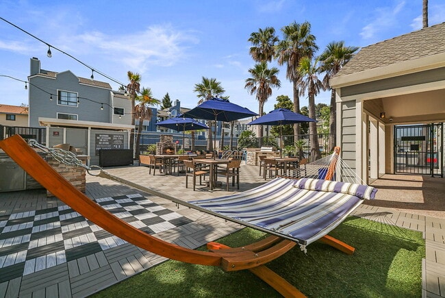 Foto del edificio - Lakeshore Landing