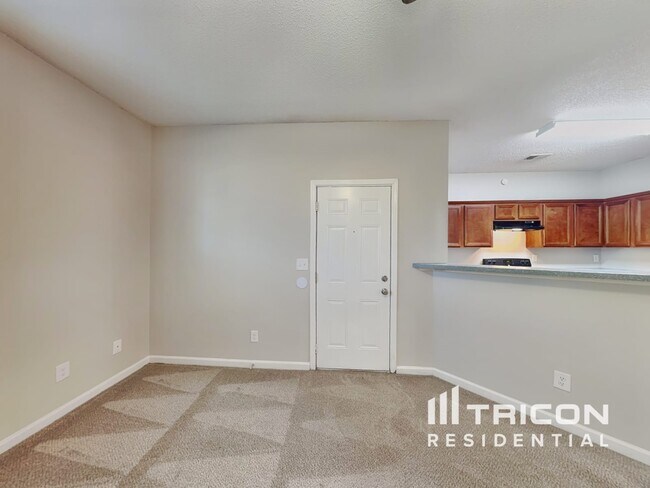 Foto del edificio - 312 Commons Dr