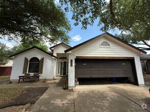 Building Photo - 501 Morning Dove Dr