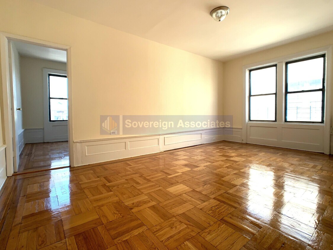 Primary Photo - 270 Fort Washington Ave