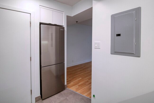 Photo du bâtiment - 3455 Rue Aylmer