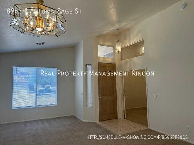 Foto del edificio - Great Rita Ranch Home