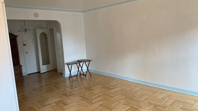 Living space - 72-11 110th St