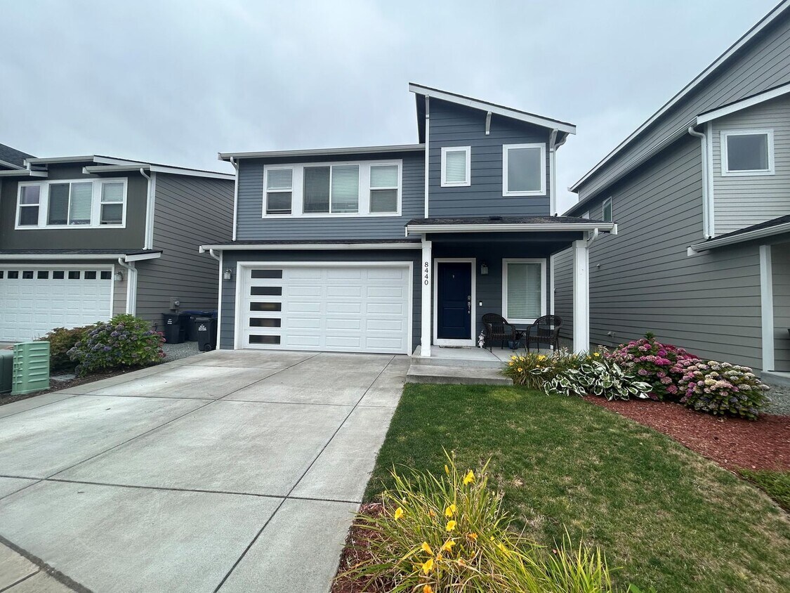 Foto principal - Newly Built 5BD 2.5BA in LSSD