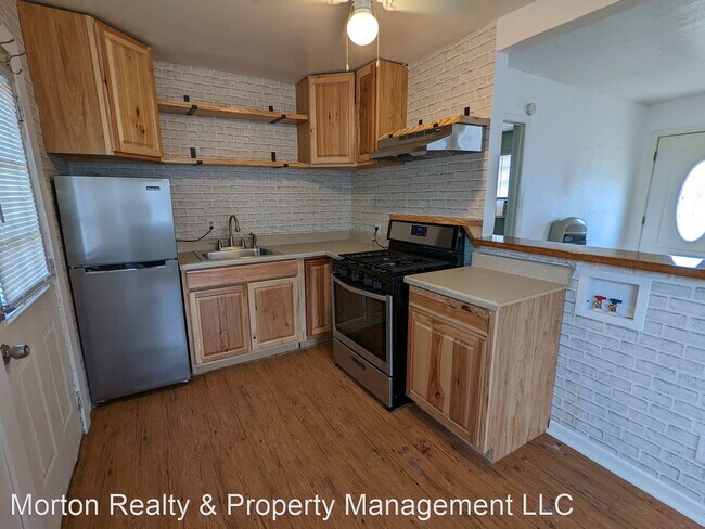 Foto del edificio - 1 br, 1 bath House - 801 Mercedes Dr.