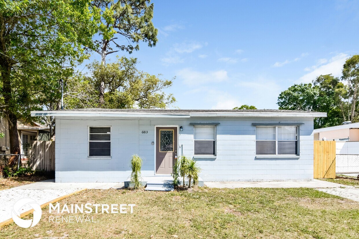 Foto principal - 6813 N Clearview Ave