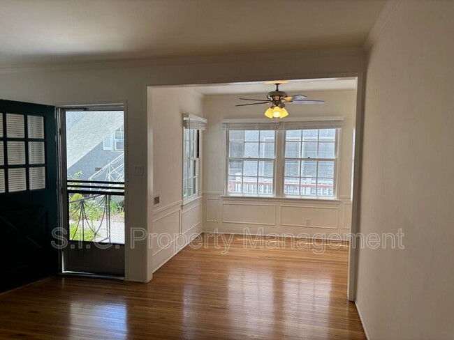 Foto del edificio - 1605 N Verdugo Rd