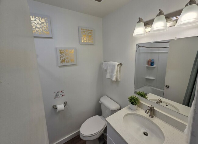 Foto del edificio - 4015 W 7th St