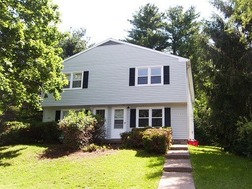 Primary Photo - 106 Longmeadow Ln