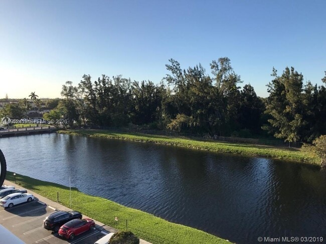 Foto del edificio - 16465 NE 22nd Ave