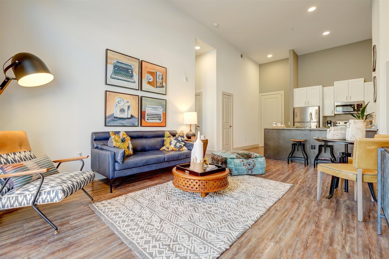 2BR, 2BA - 1,051SF - Open Living Space - Davis at the Square
